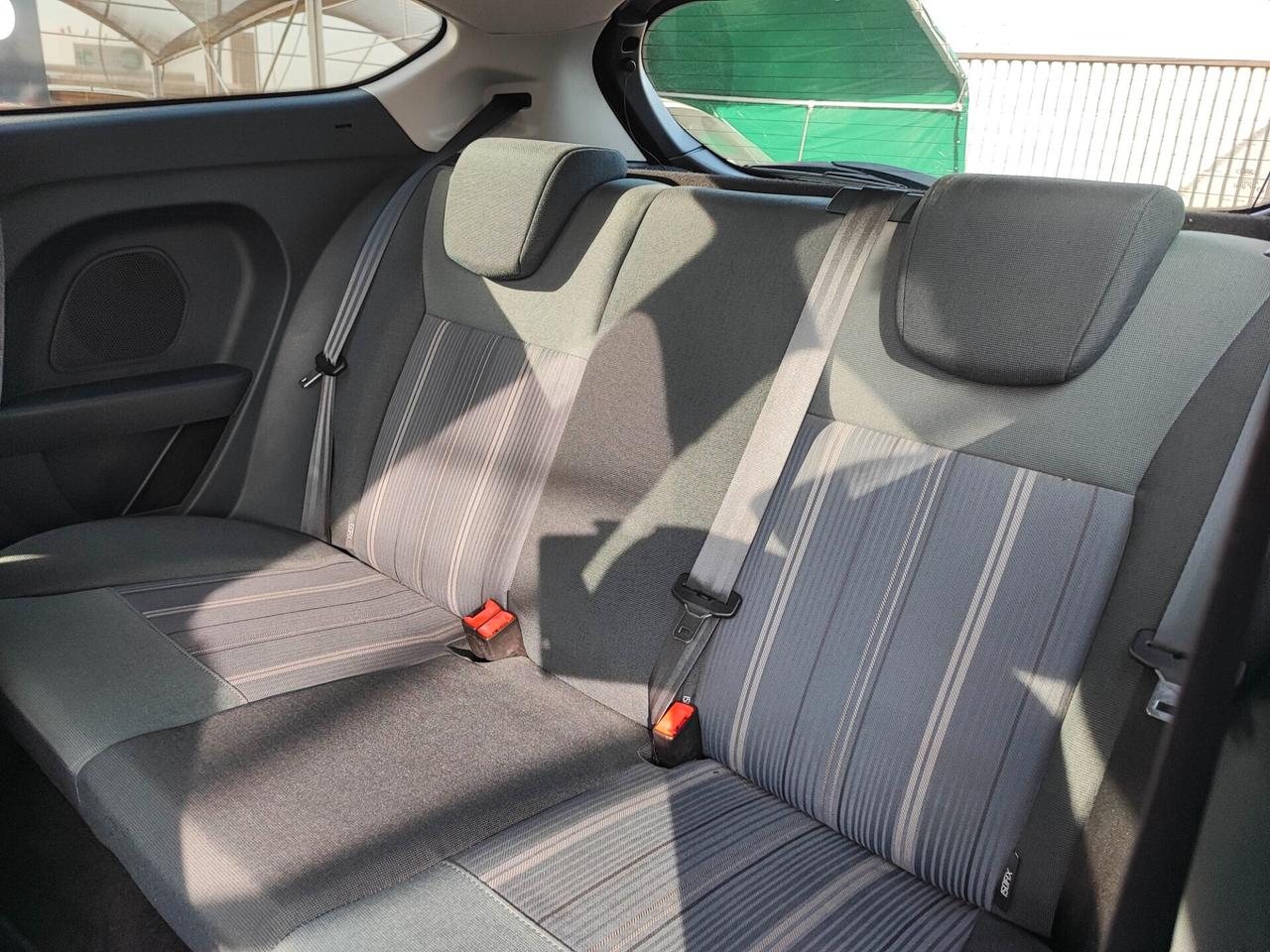 Ford Fiesta 1.2 16V uni-pro