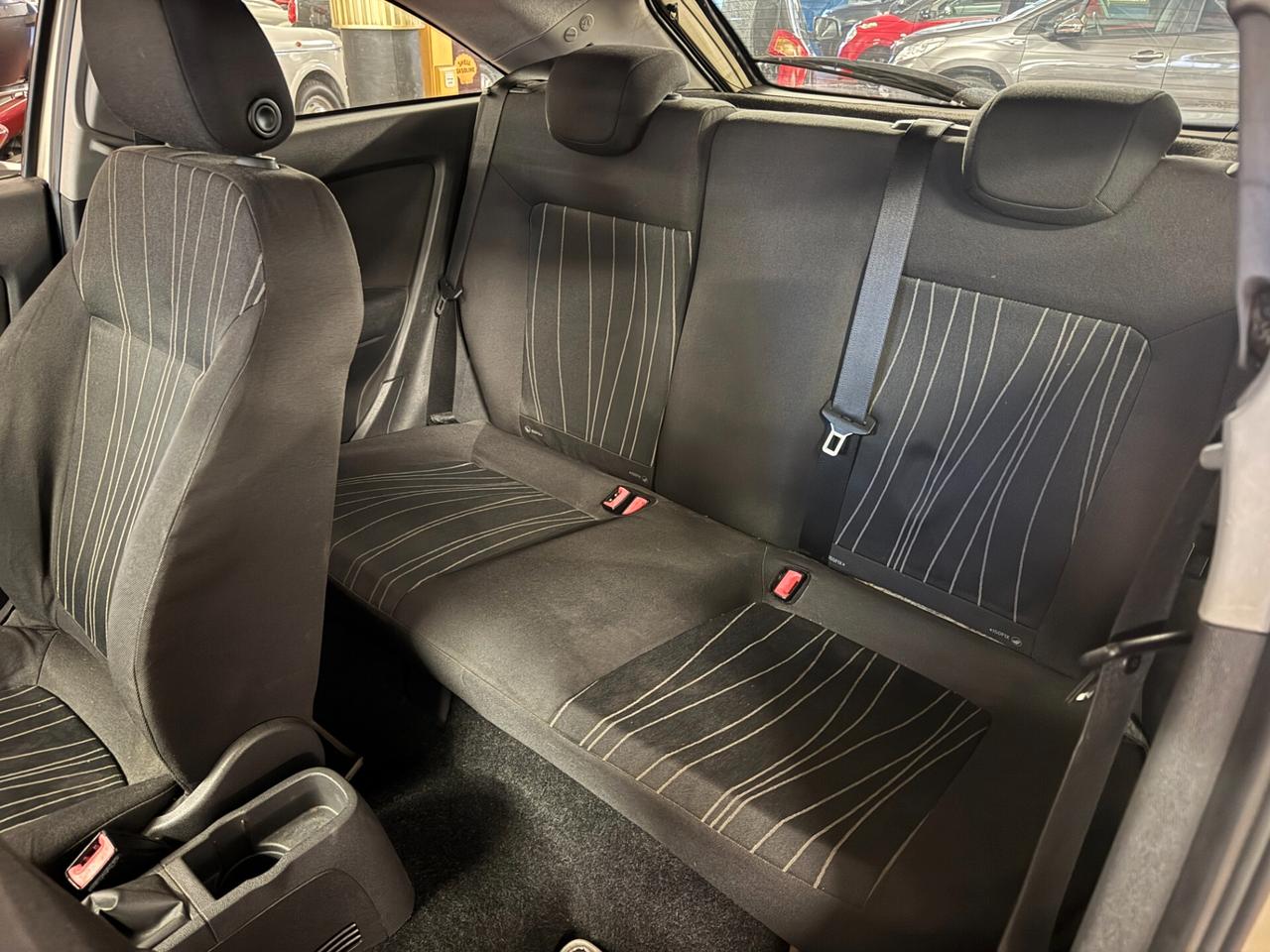 Opel Corsa 1.2i 16V cat 3 porte Club