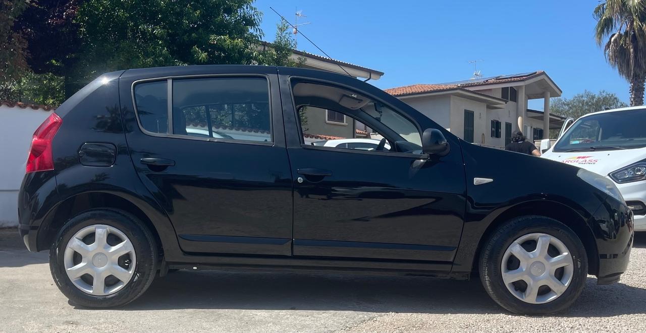 Dacia Sandero Laurèate 1.4 8v 75cv GPL
