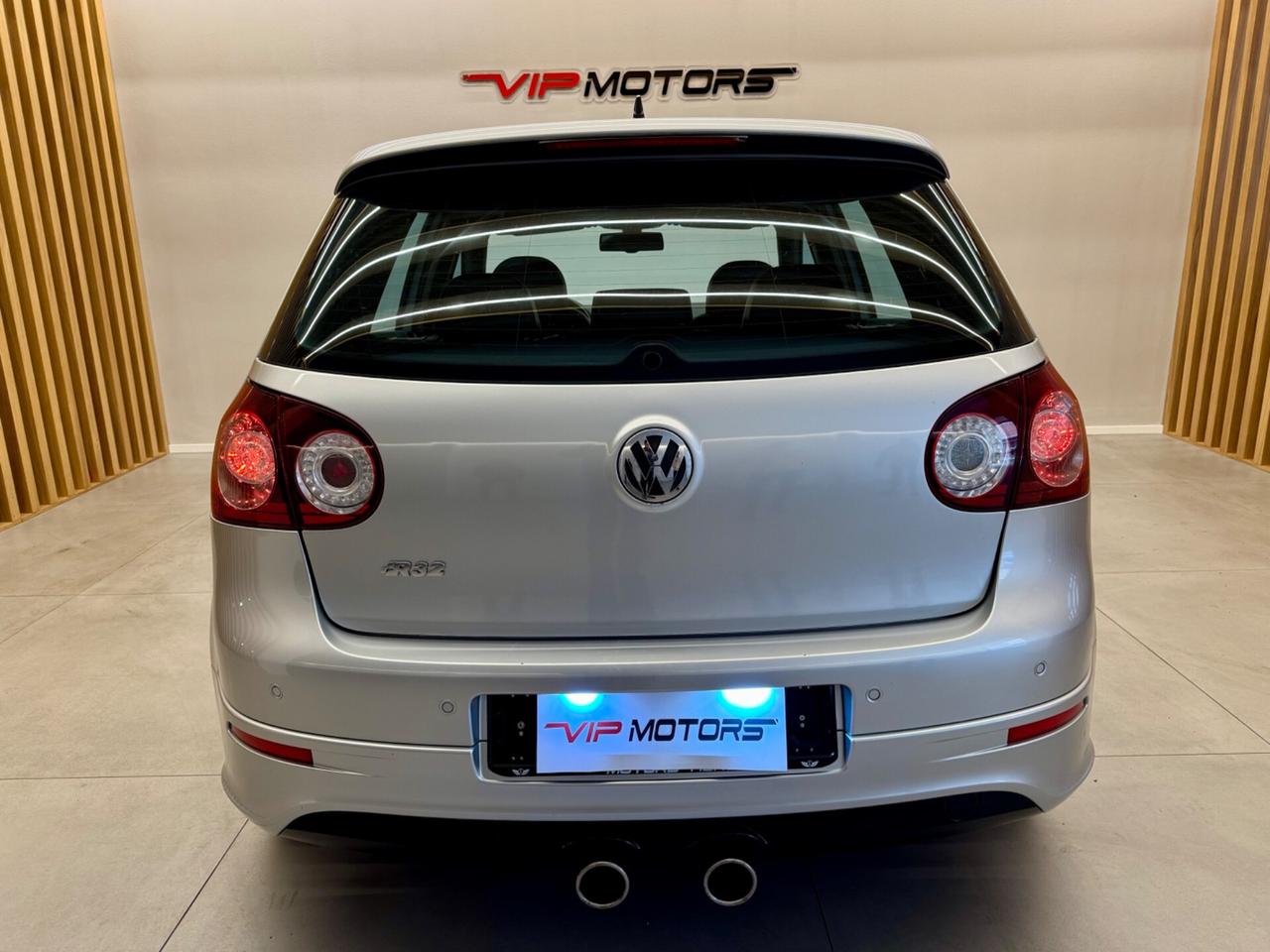 VOLKSWAGEN GOLF R32 5PORTE DSG PELLE TETTO 250CV PERMUTE FULL