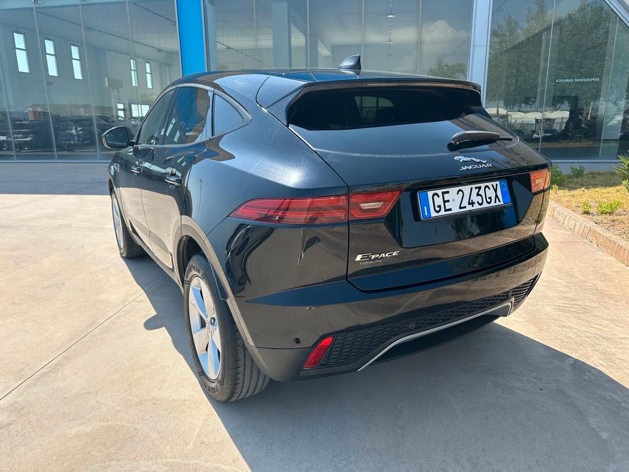 Jaguar E-Pace 2.0d i4 S awd offerta T-Stock prezzo imperdibile