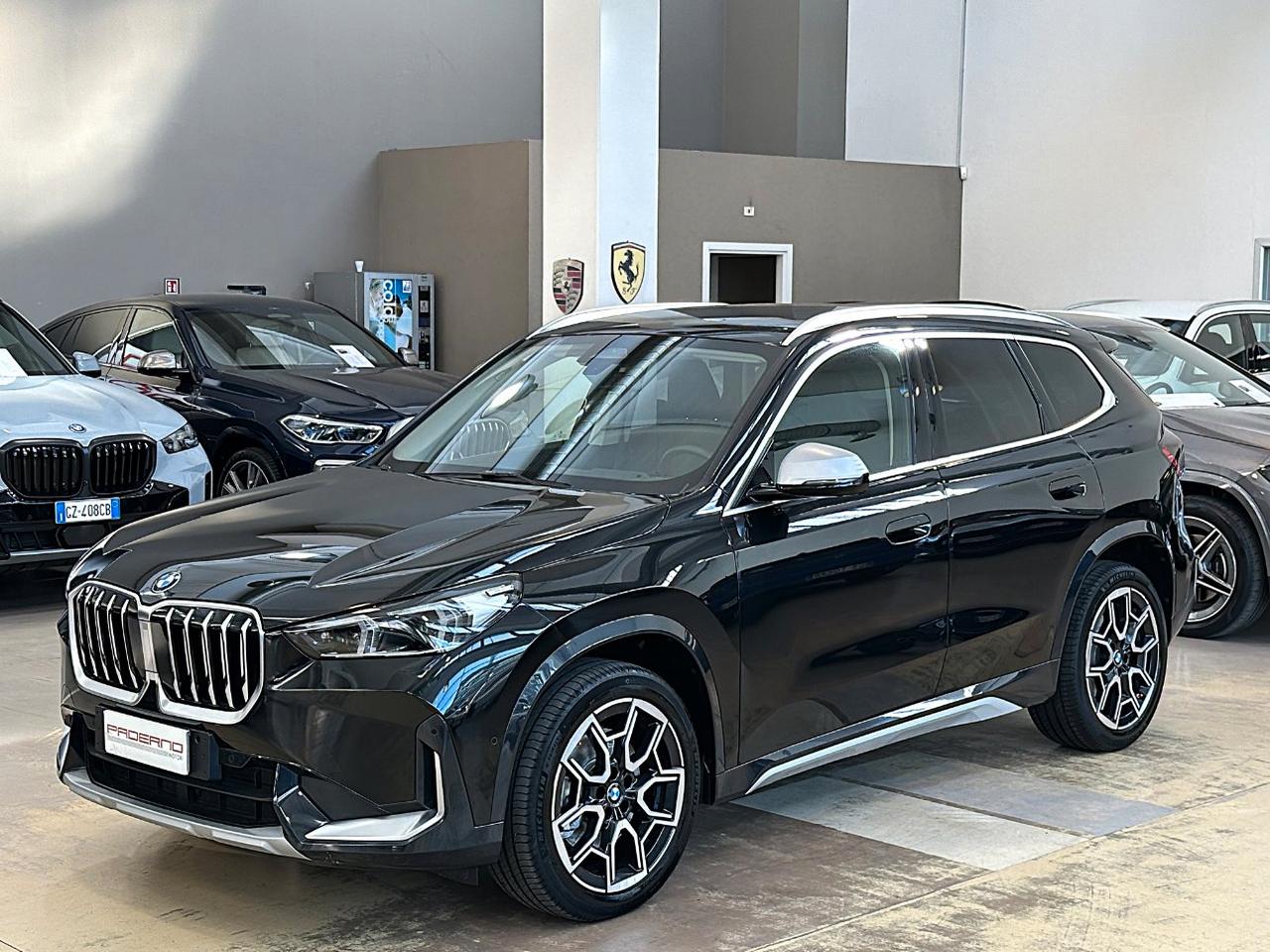 BMW X1 xdrive23d mhev 48V X-Line Edition Signature-19"-harmanK