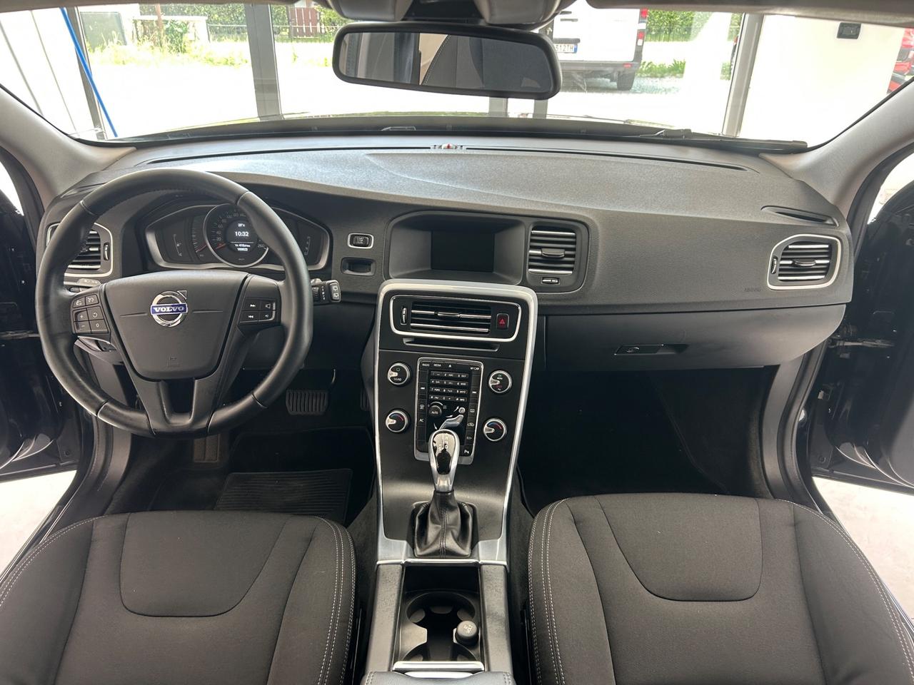 Volvo V60 2.0 D2 88Kw 2016 EURO6 AUT.