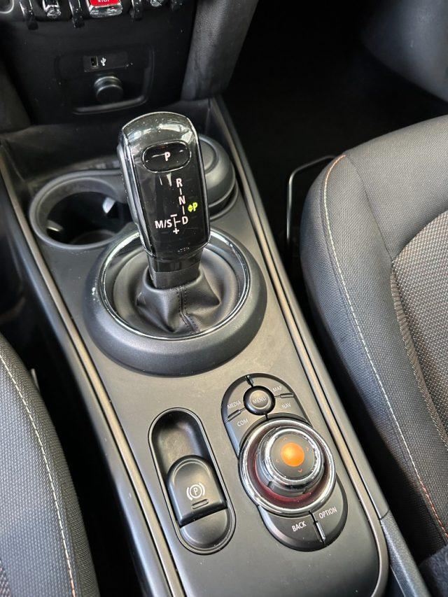 MINI Countryman 2.0 Cooper D Business Automatica - 17" - Navi