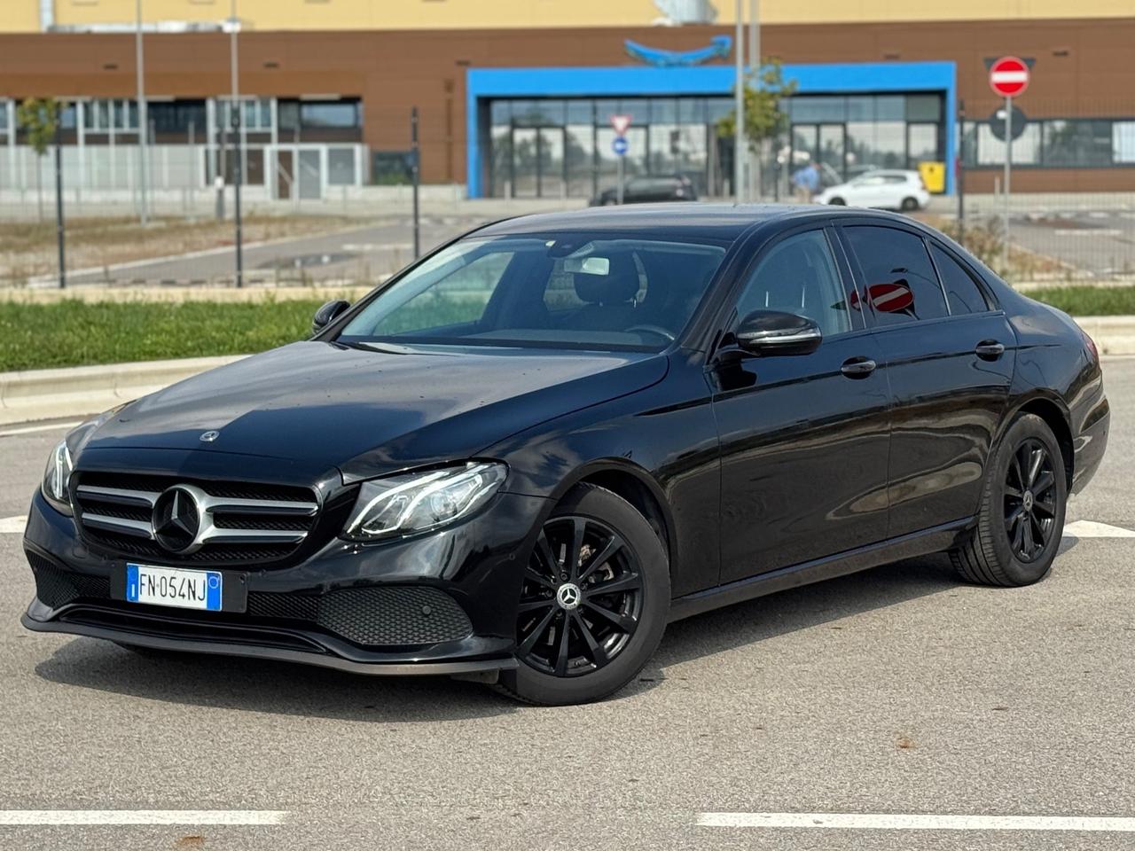 Mercedes-benz E 200 d Auto Premium Plus