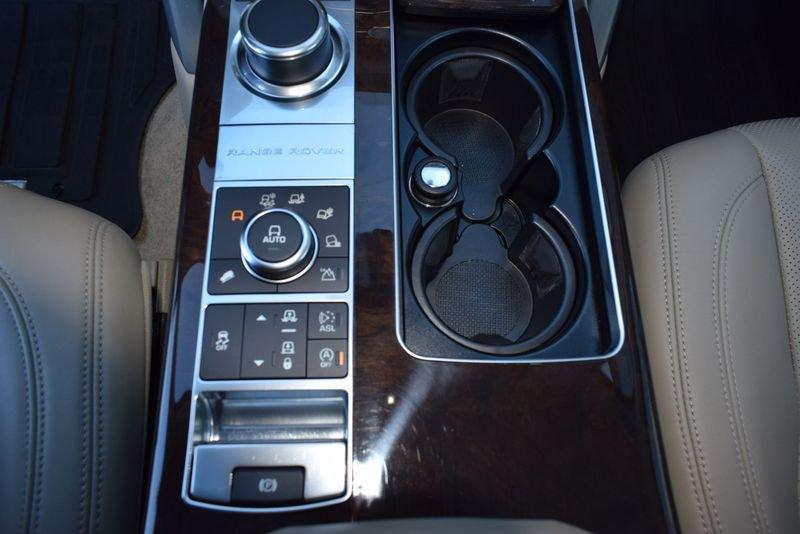 Land Rover Range Rover 3.0 TDV6 Vogue IVA ESPOSTA