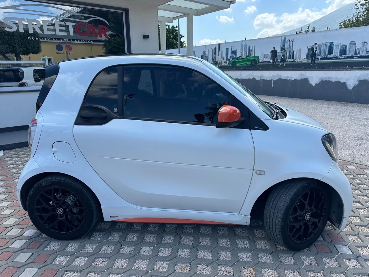 Smart ForTwo BRABUS 0.9 Turbo twinamic parisblue Xclusive