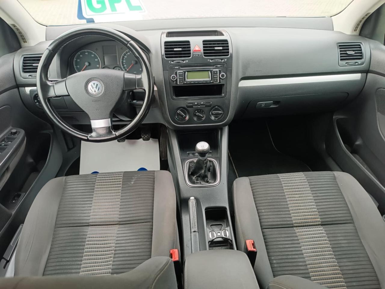 Volkswagen Golf 5 1.6 GPL 5p.