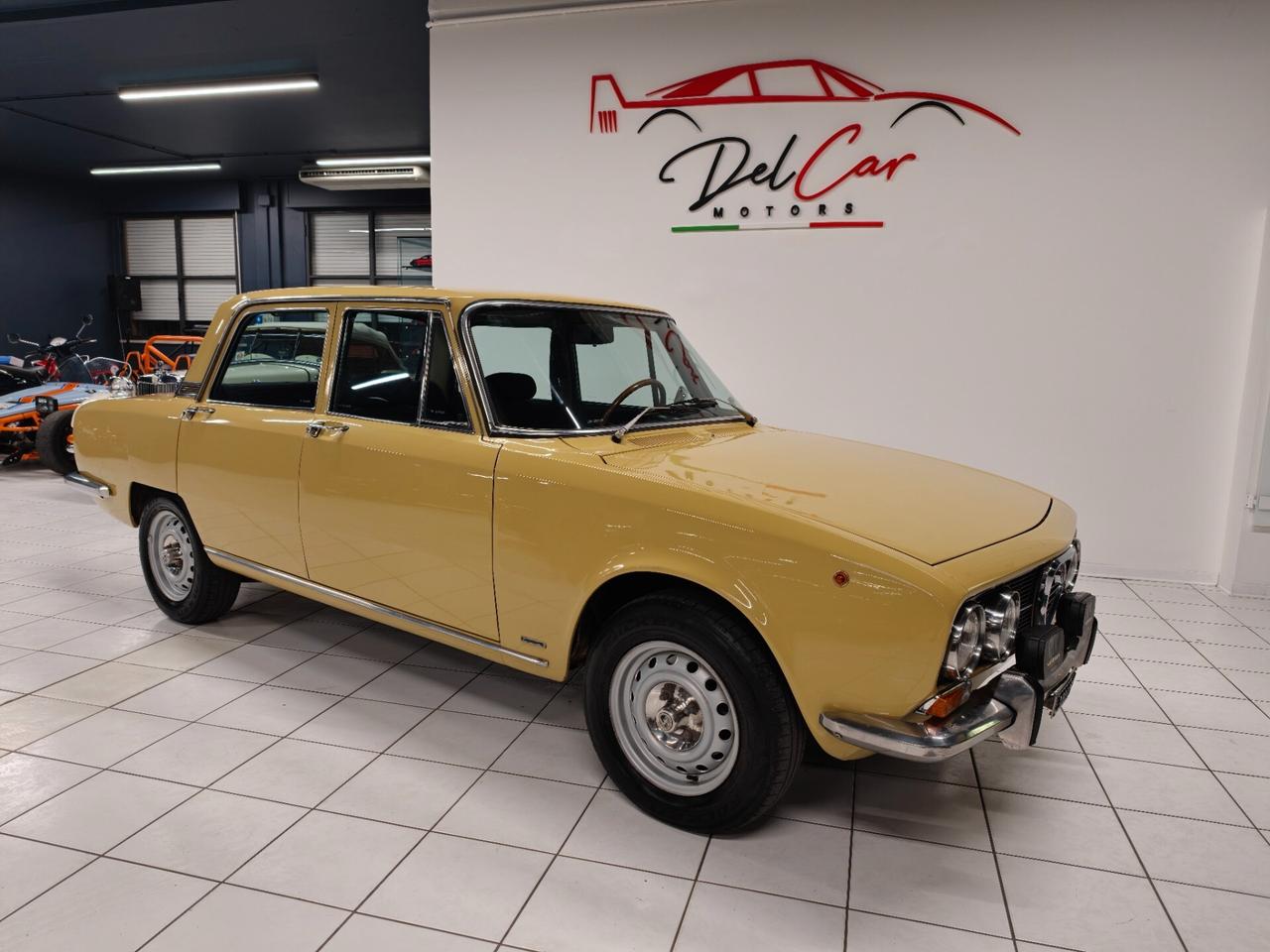 Alfa Romeo 2000 berlina