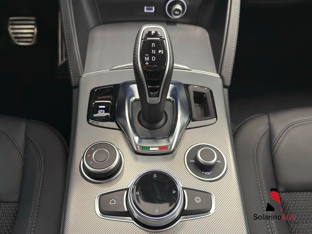Alfa Romeo Stelvio 2.2 t Sprint Q4 190cv auto