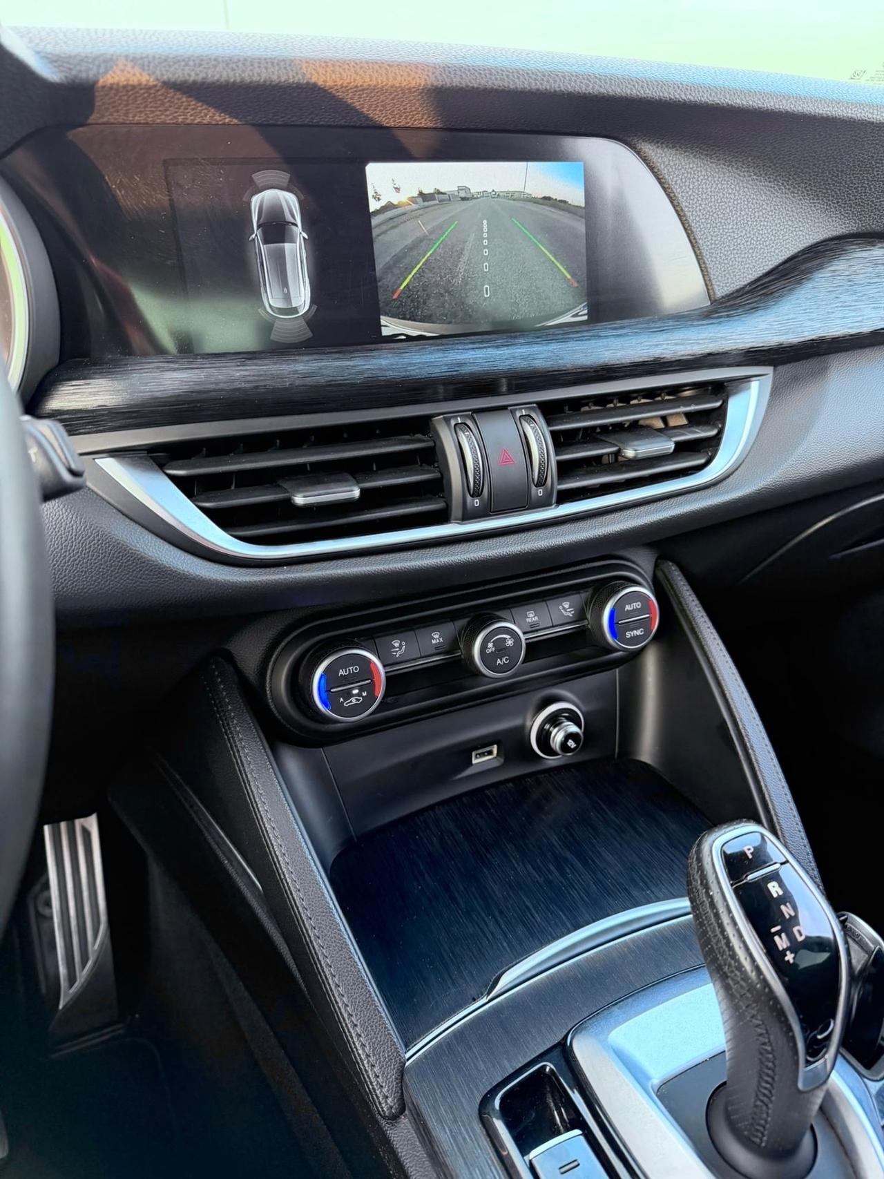 Alfa Romeo Stelvio 2.2 Turbodiesel 190 CV AT8 Q4 Sprint TotalBlack