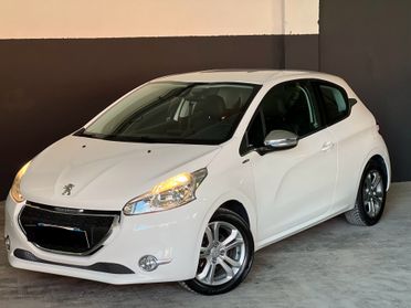 Peugeot 208 1.2 VTi 82 CV 3 porte Serie Speciale S