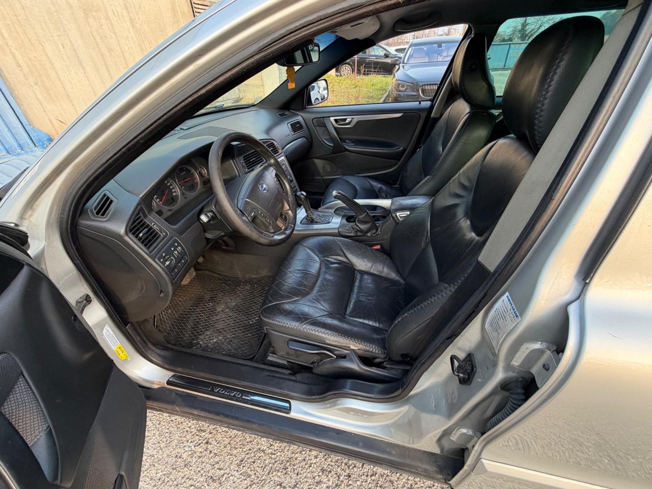 Volvo V70/XC70 V70 2.4 D 20V (163CV) cat Summum