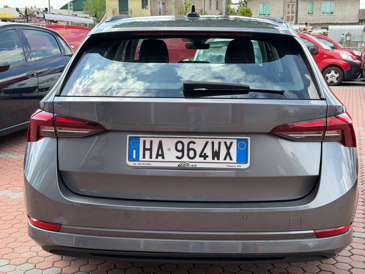 Skoda Octavia 2.0 TDI EVO SCR DSG Wagon Executive