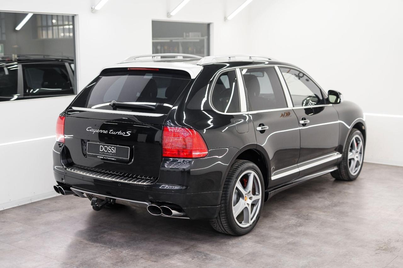 Porsche Cayenne 4.5 cat Turbo ASI