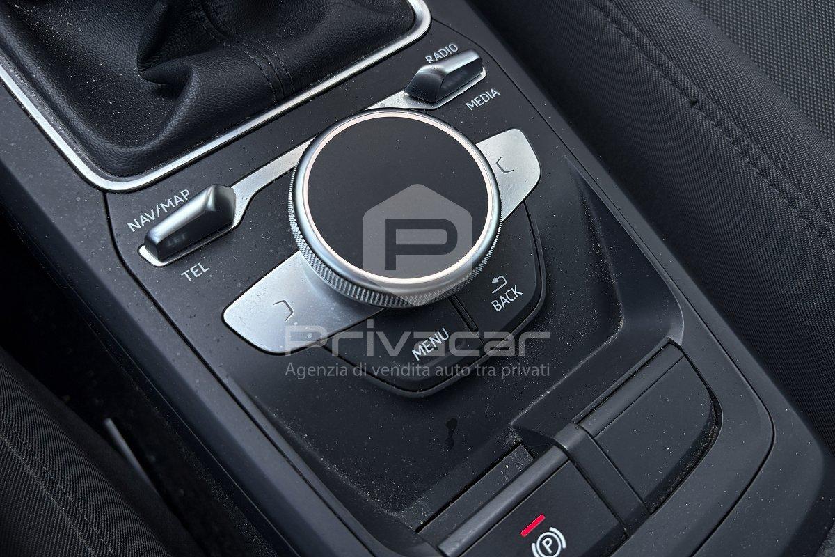 AUDI Q2 30 TDI Admired Advanded