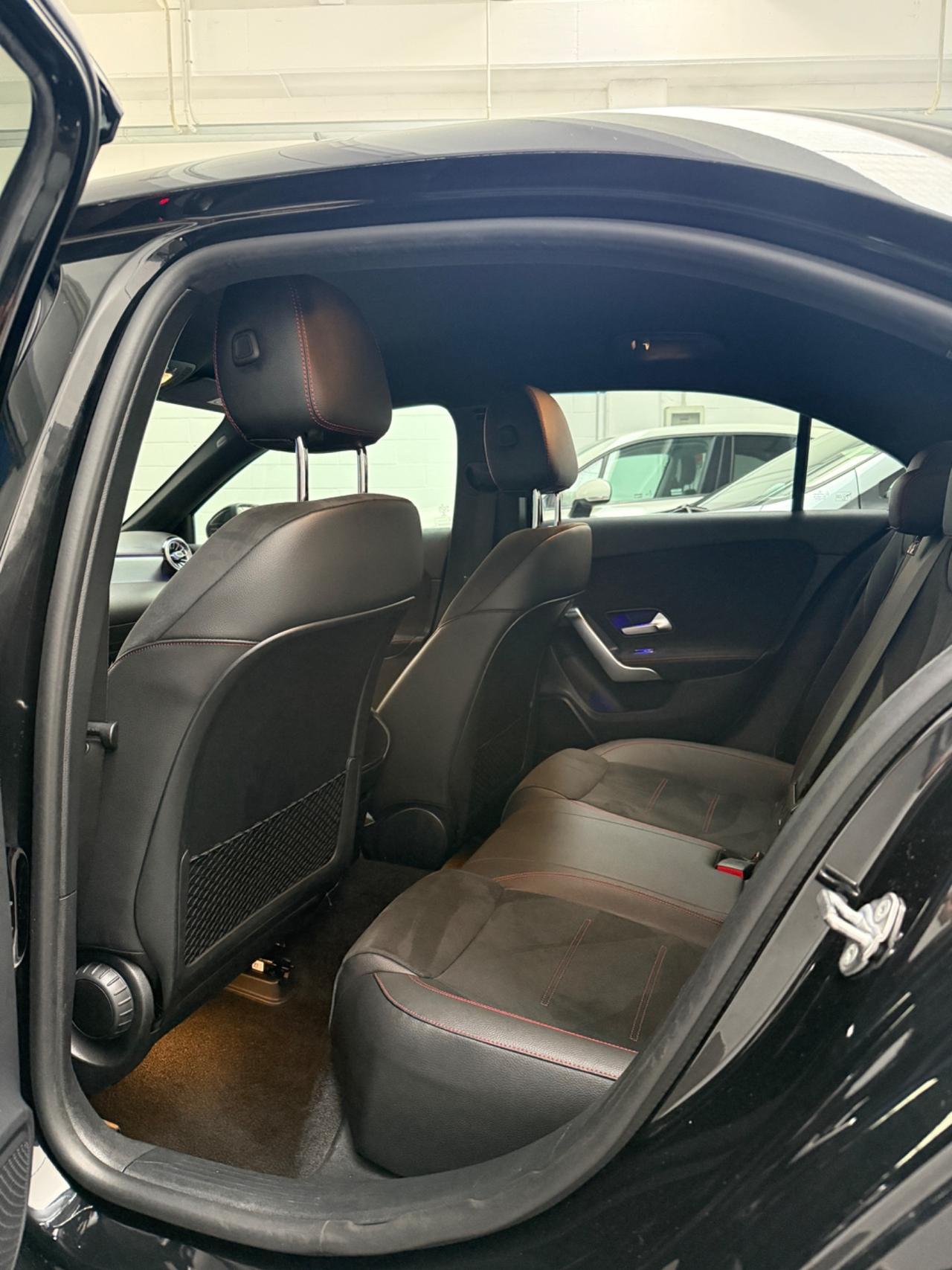 Mercedes-benz A 200 Automatic Premium AMG LINE SEDAN