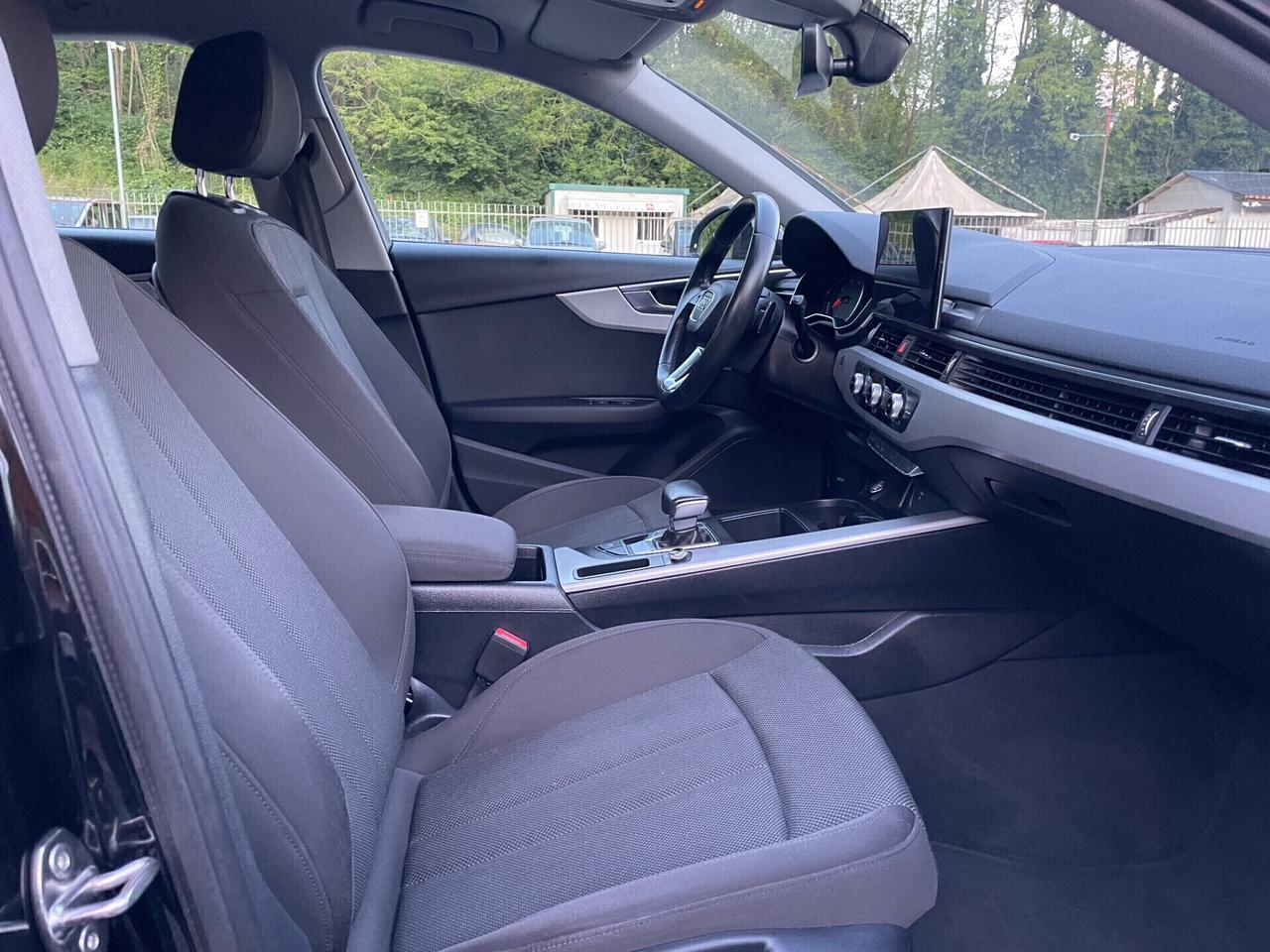 Audi A4 Avant 35 TDI/163 CV S tronic Business Advanced