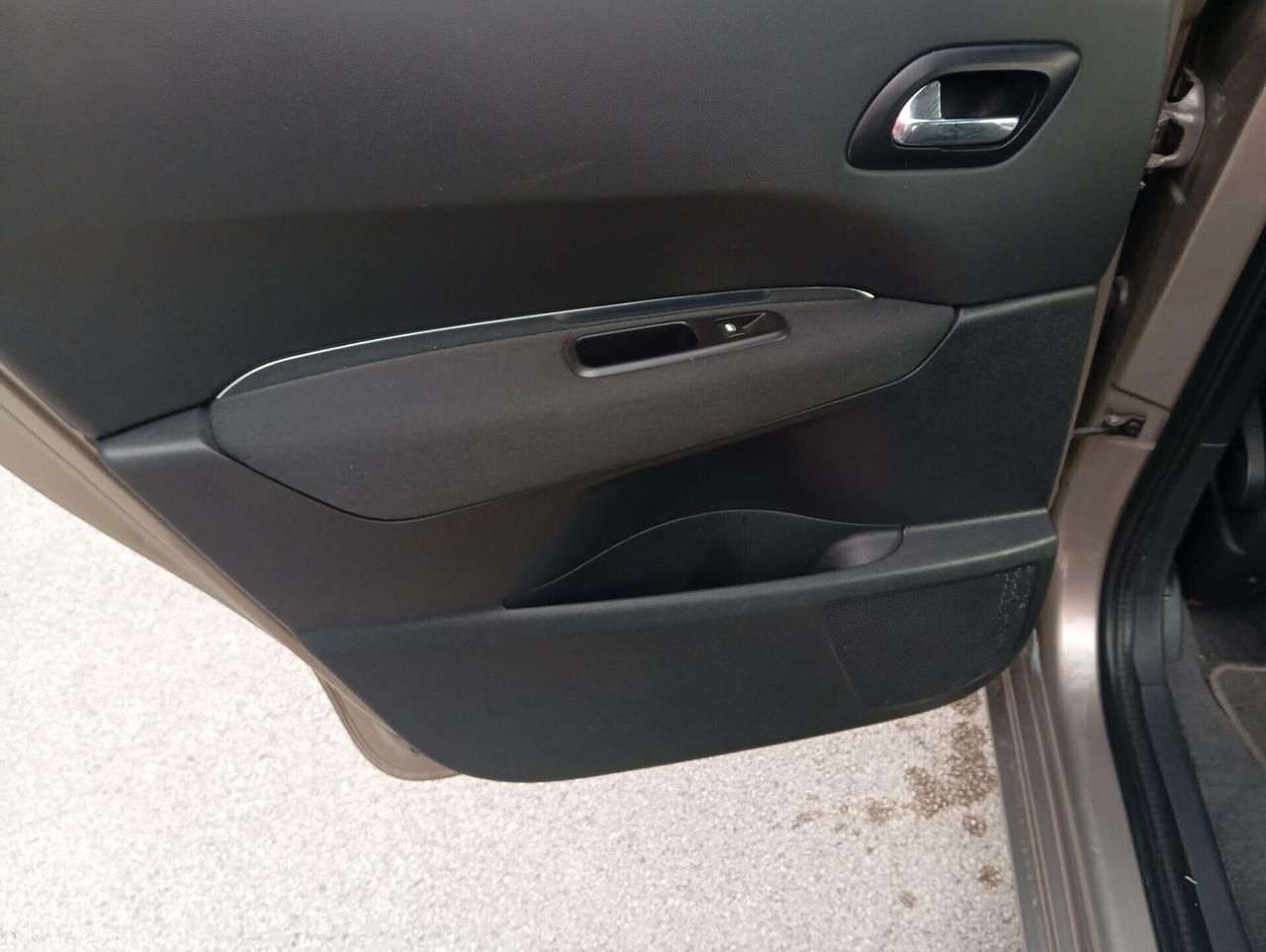 Peugeot 5008 "KM CERTIFICATI" 1.6HDI UNIPRO