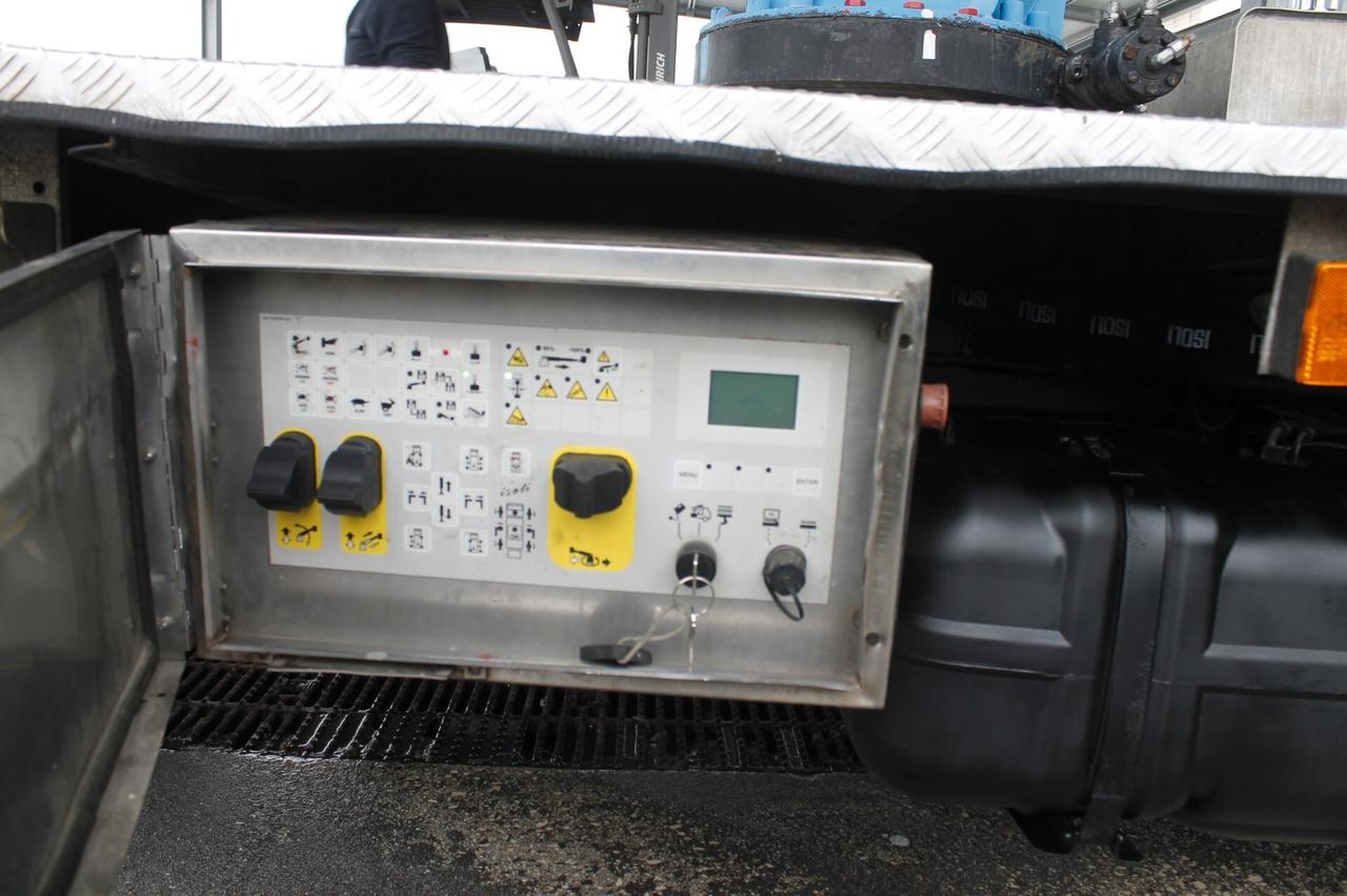 Nissan cabstar piattaforma aerea Isoli 24 metri