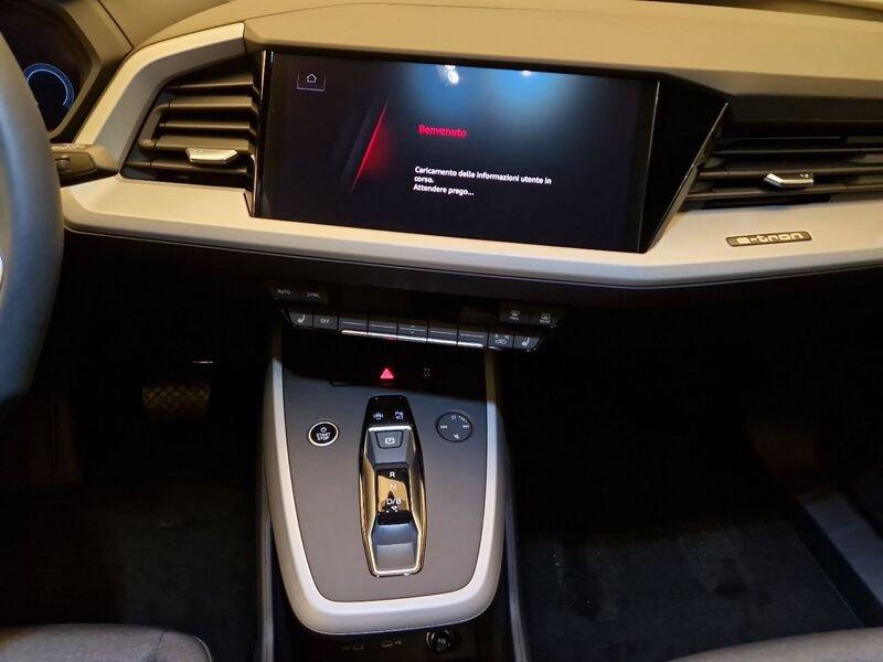 Audi Q4 e-tron Q4 40 e-tron Business Advanced