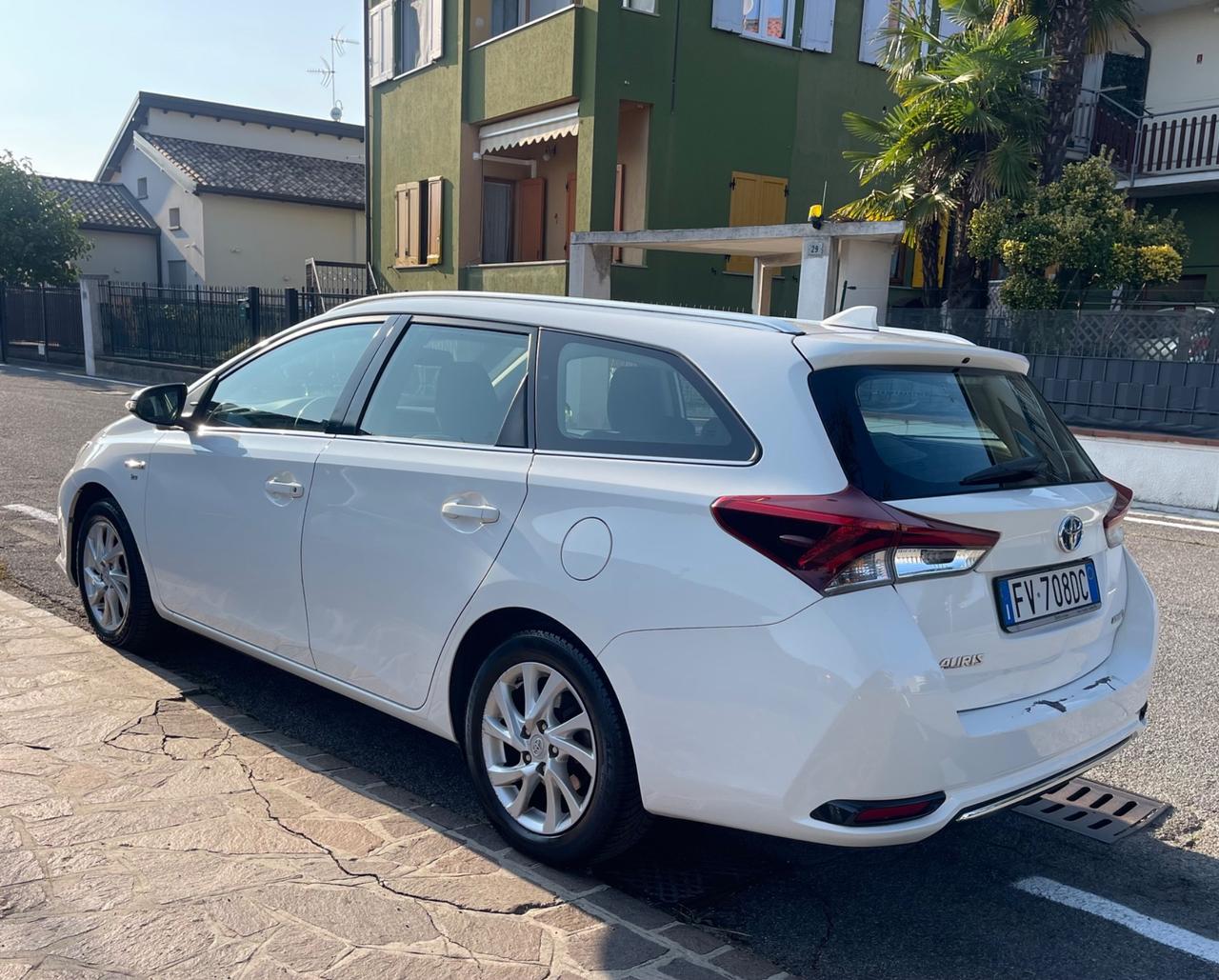 Toyota Auris 1.8 hybrid