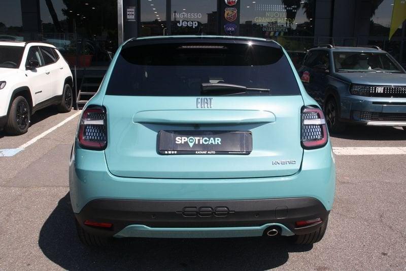 FIAT 600 Hybrid MHEV La Prima