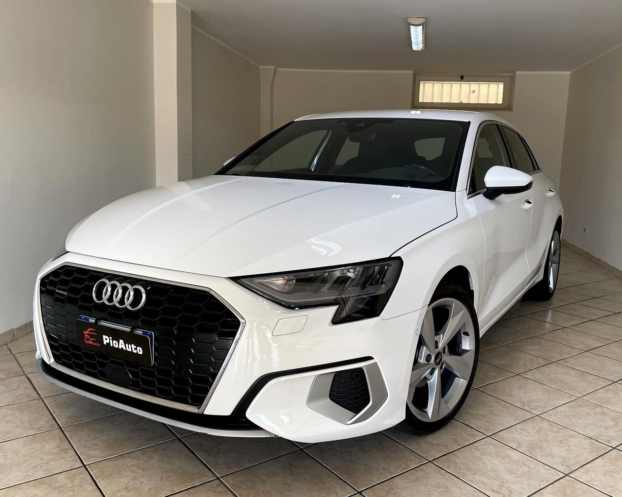 Audi A3 SPB 40 TDI quattro S tronic Business Advanced