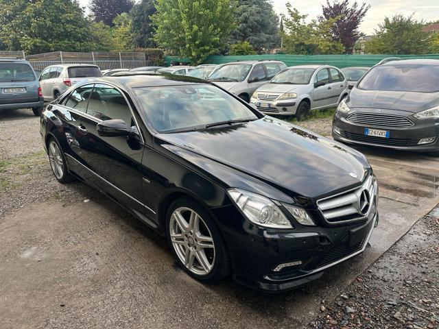 MERCEDES-BENZ E 350 CDI Coupé BlueEFFICIENCY Avantgarde