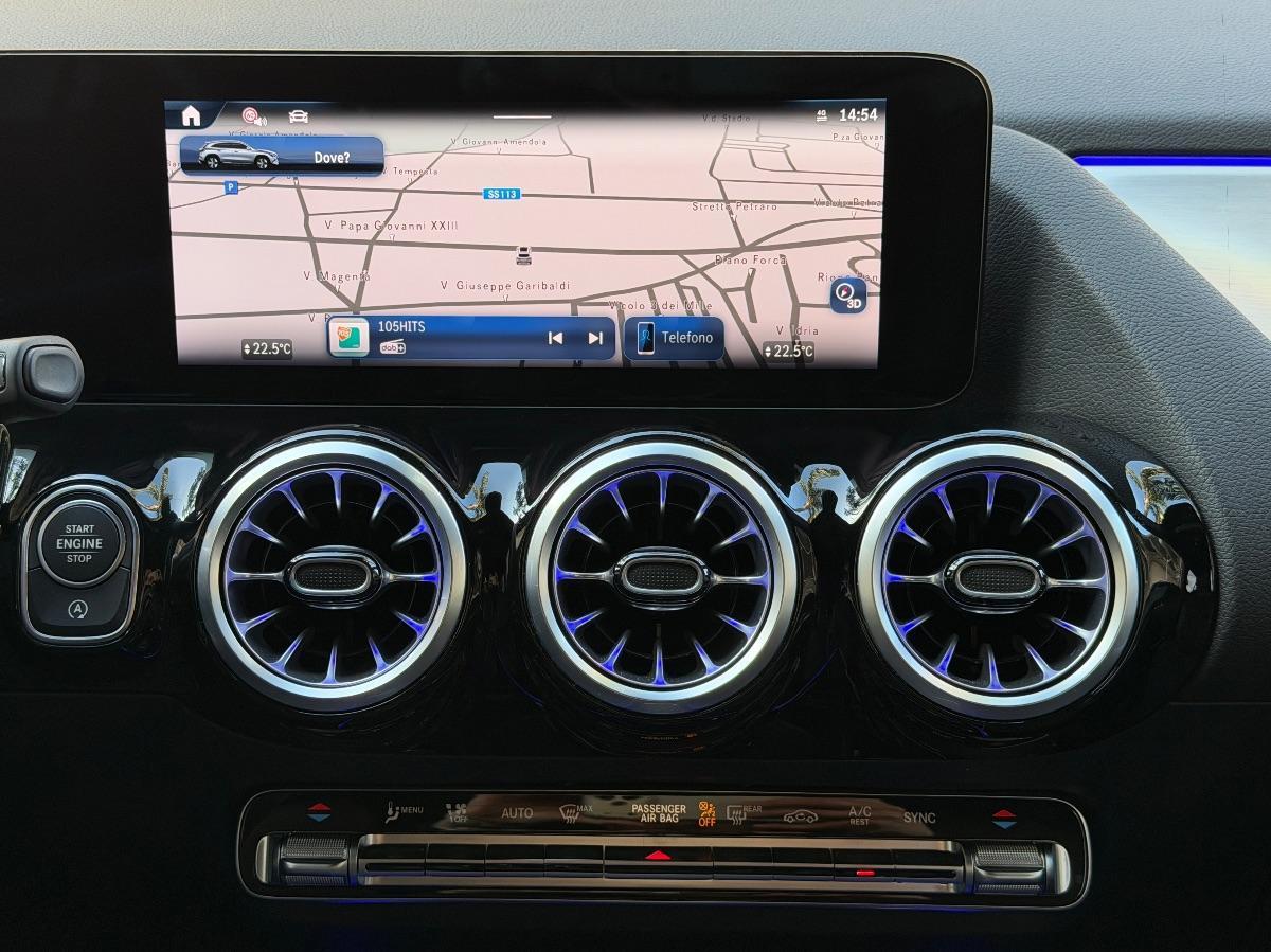 New Mercedes GLA 200d Premium AMG Night Edition 150CV