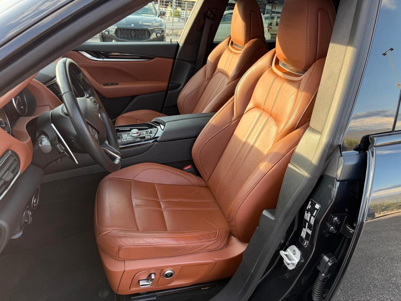 Maserati Levante GRANSPORT ESCLUSIVA AFFARE