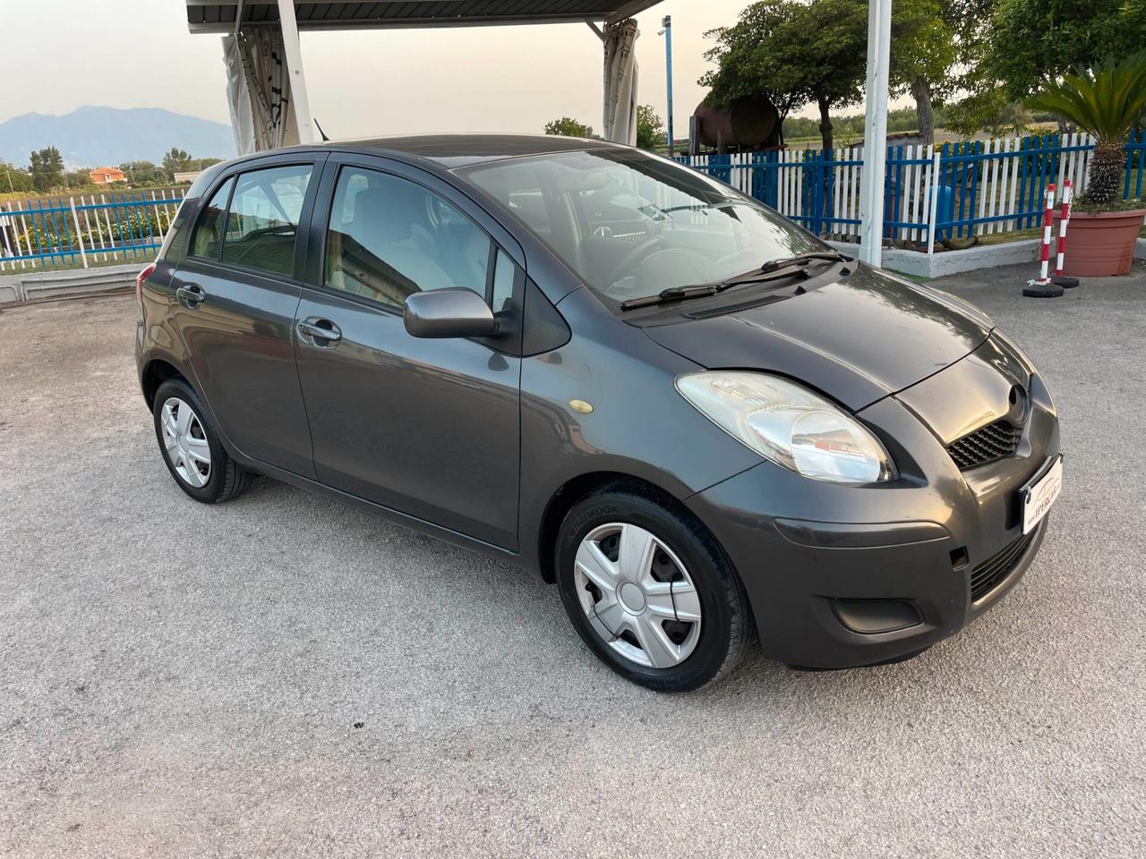 Toyota Yaris 1.4 D-4D 5 porte Sol