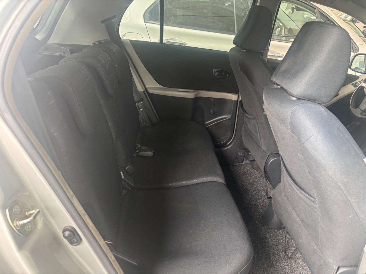 Toyota Yaris 1.0 5 porte Sol