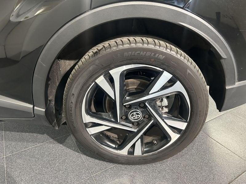 Toyota C-HR 1.8 Hybrid E-CVT Trend