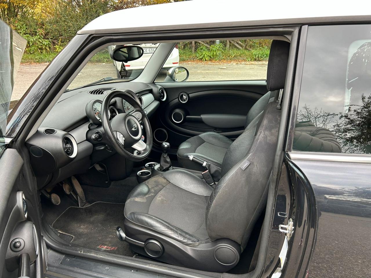 Mini Cooper Clubman 1.6 129.000 KM