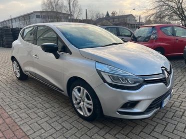 Renault Clio TCe 12V 90 CV GPL 5 porte Moschino Intens