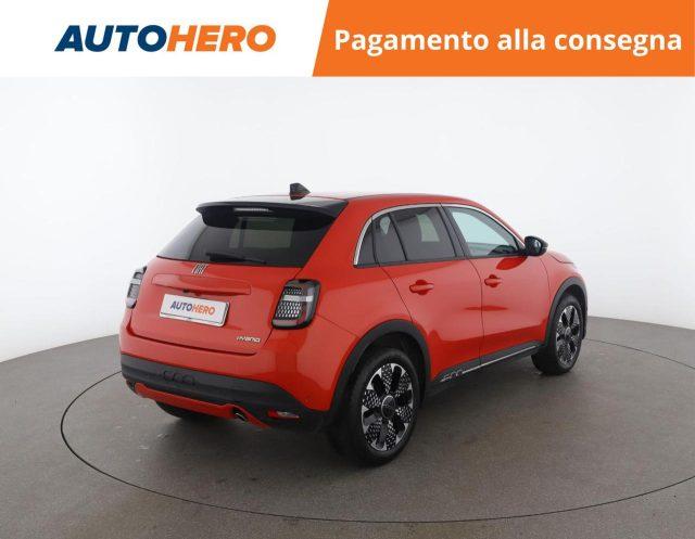 FIAT 600 Hybrid DCT MHEV La Prima