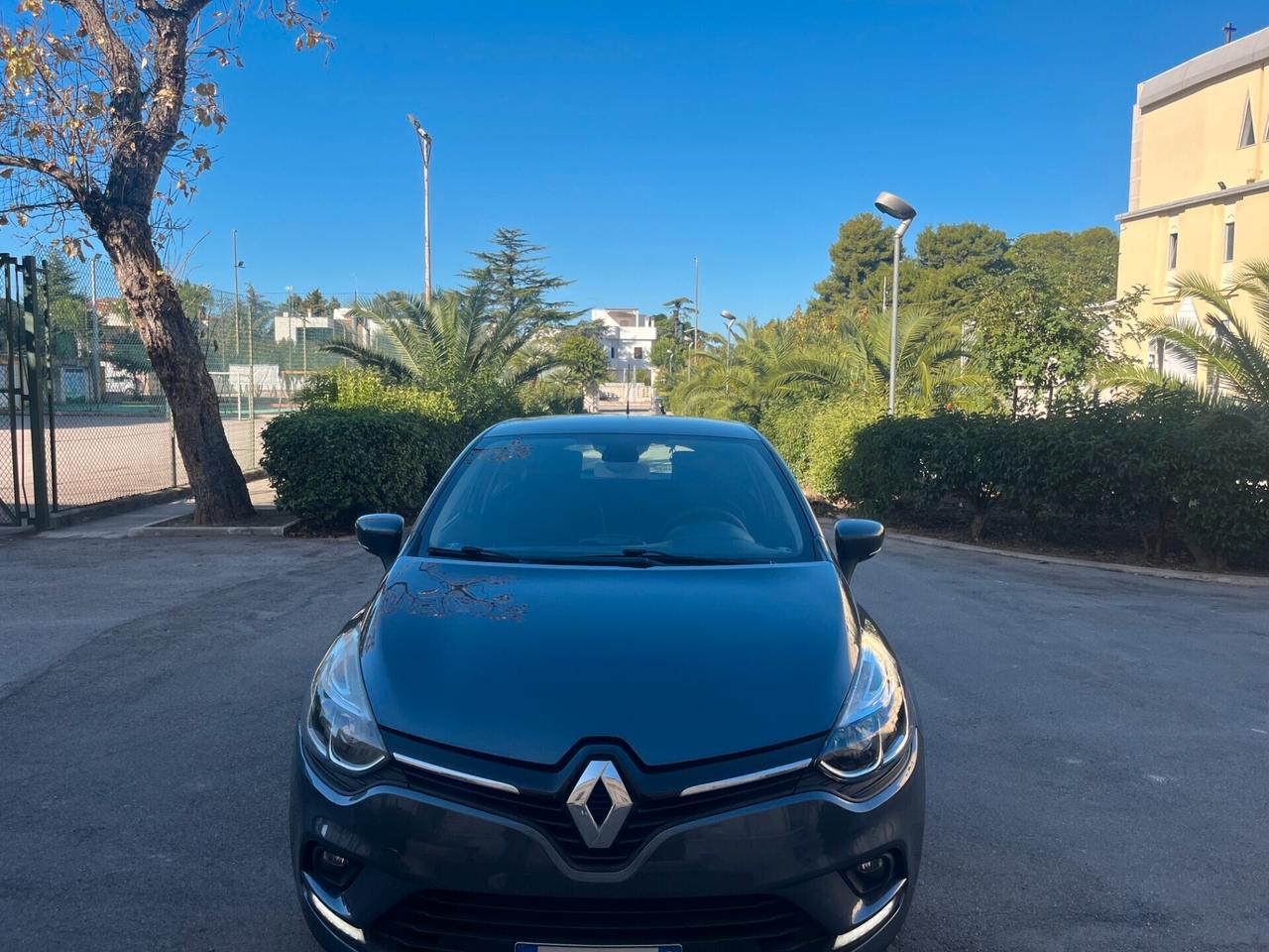 Renault Clio dCi 8V 90CV EDC Start&Stop 5 porte Energy Intens