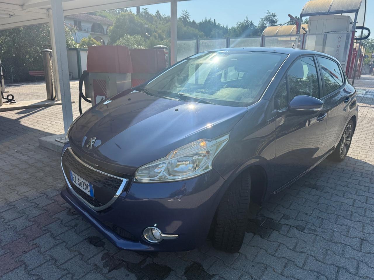 Peugeot 208 BlueHDi 1.4hdi 75 S&S 5 porte Active