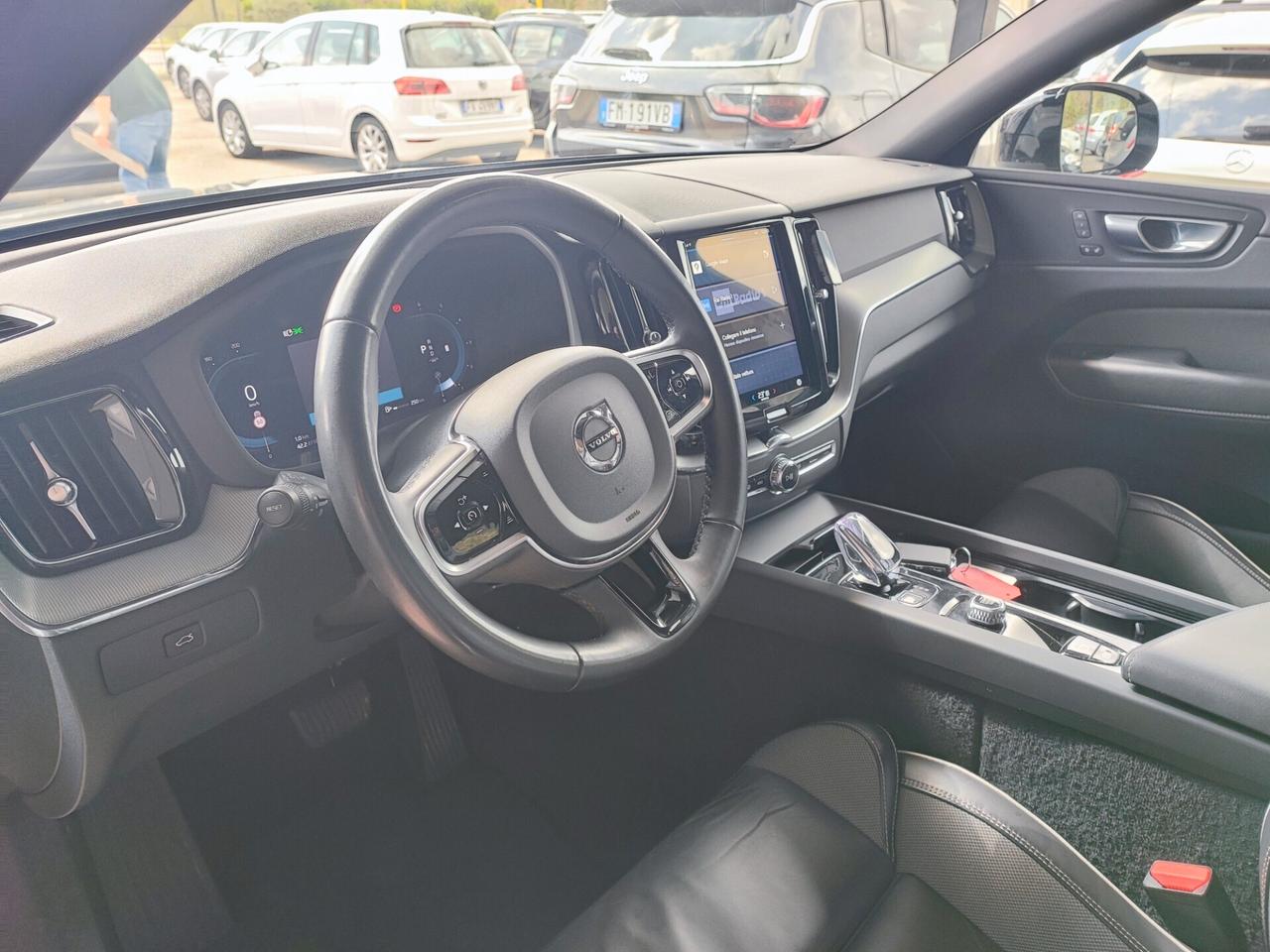 Volvo XC 60 XC60 B4 (d) AWD automatico Ultimate Dark