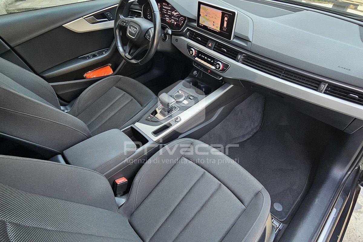 AUDI A4 Avant 35 TDI S tronic Business