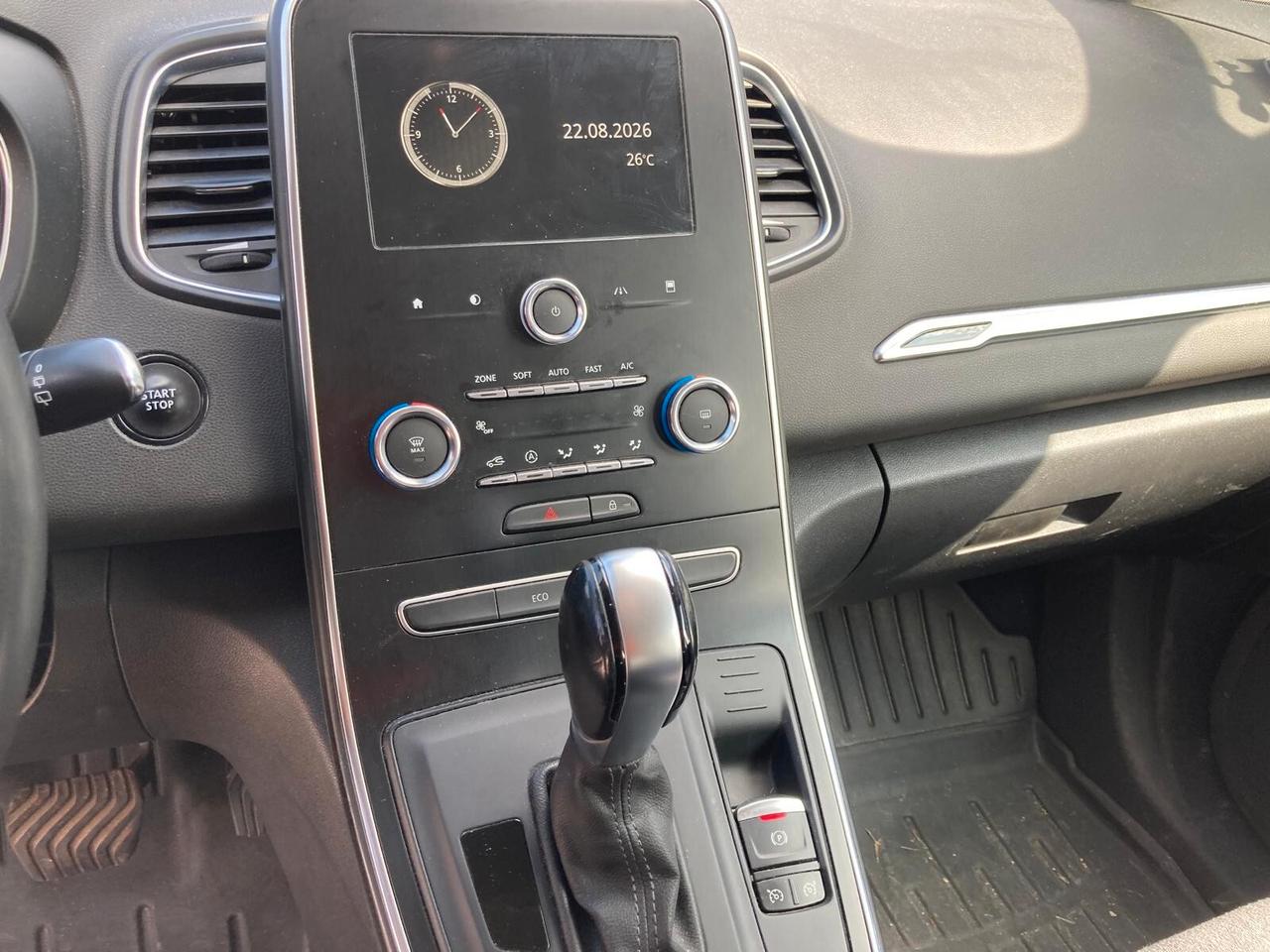 Renault Grand Scenic Blue dCi 120 CV EDC Initiale Paris