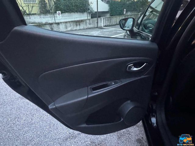 RENAULT Clio dCi 8V 75 CV 5 porte Moschino Zen