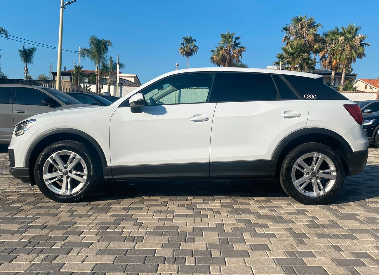Audi Q2 Business 1.6 TDI 116CV s-tronic 30