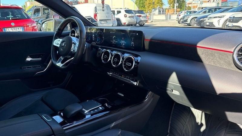 Mercedes-Benz Classe A A 180 d Automatic Premium