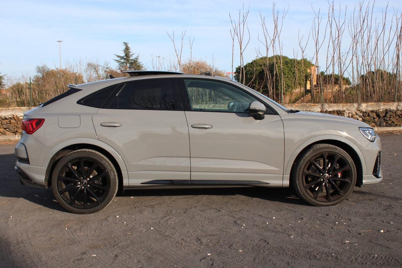 Audi Q3 RS Q3 SPB quattro S tronic
