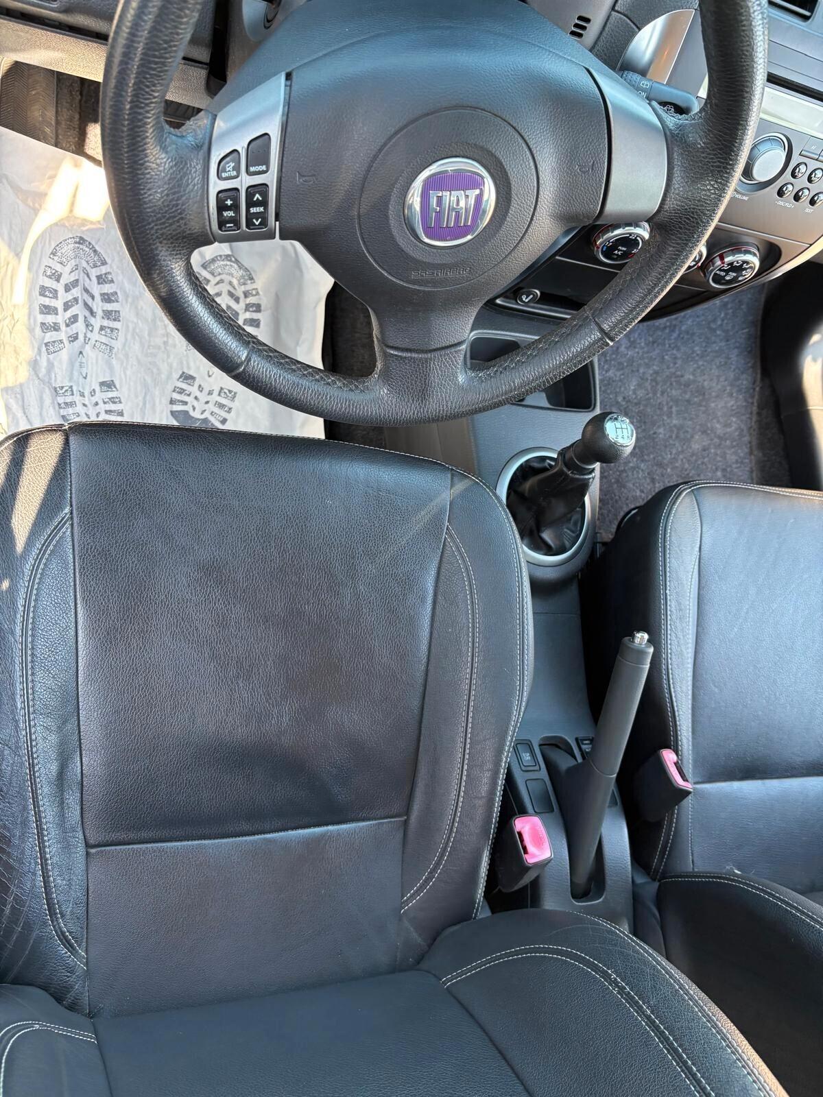 Fiat Sedici 1.6 16v Emotion 4x4 107cv