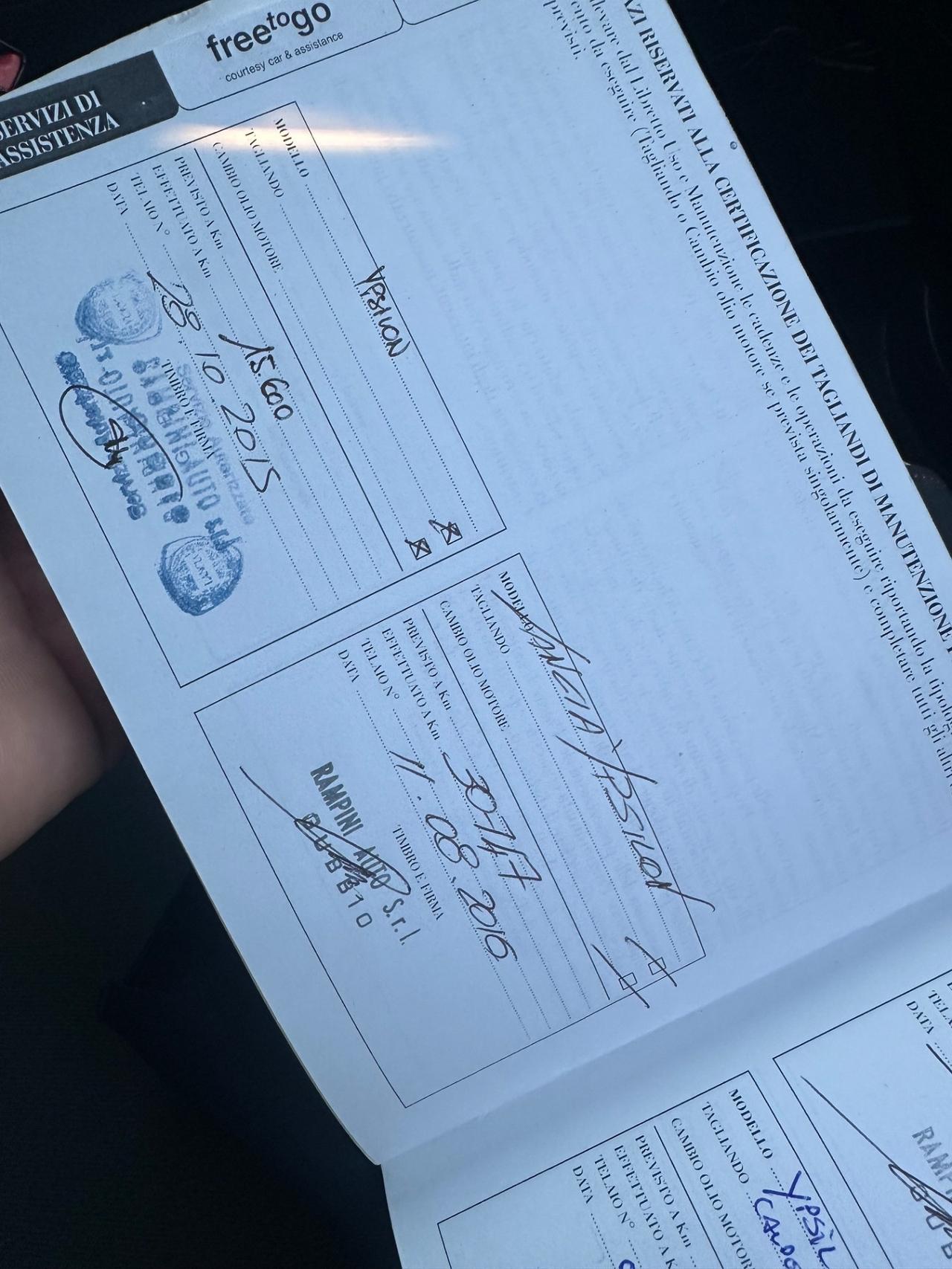 Lancia YPSILON 0.9 METANO ELEFANTINO 2015