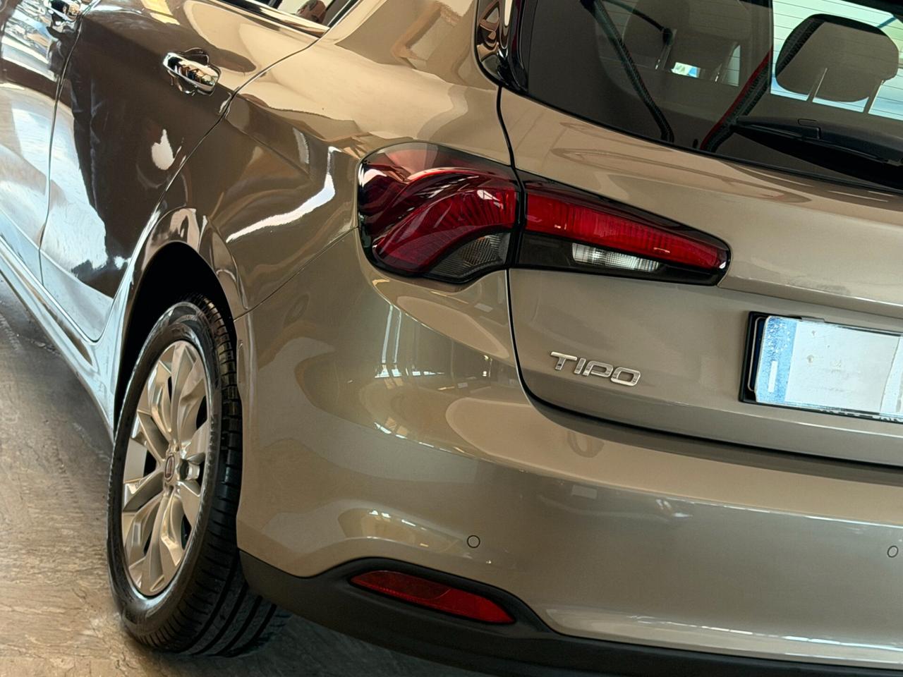 Fiat Tipo 1.6 M.JET 120 cv. 5 porte BUSINESS (Nav)