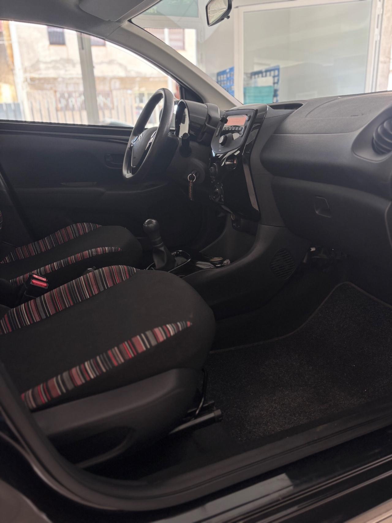 Peugeot 108 VTi 72 S&S 5 porte Active